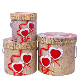 Набор коробок 3 в 1 "Сердечки" 12хh12см, 16хh15см, 18,5хh17см Красный/бежевый