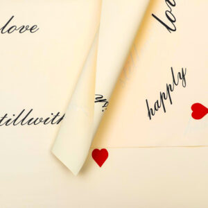 Пленка матовая 58х58см "Love is..." Крем 10л/уп 01